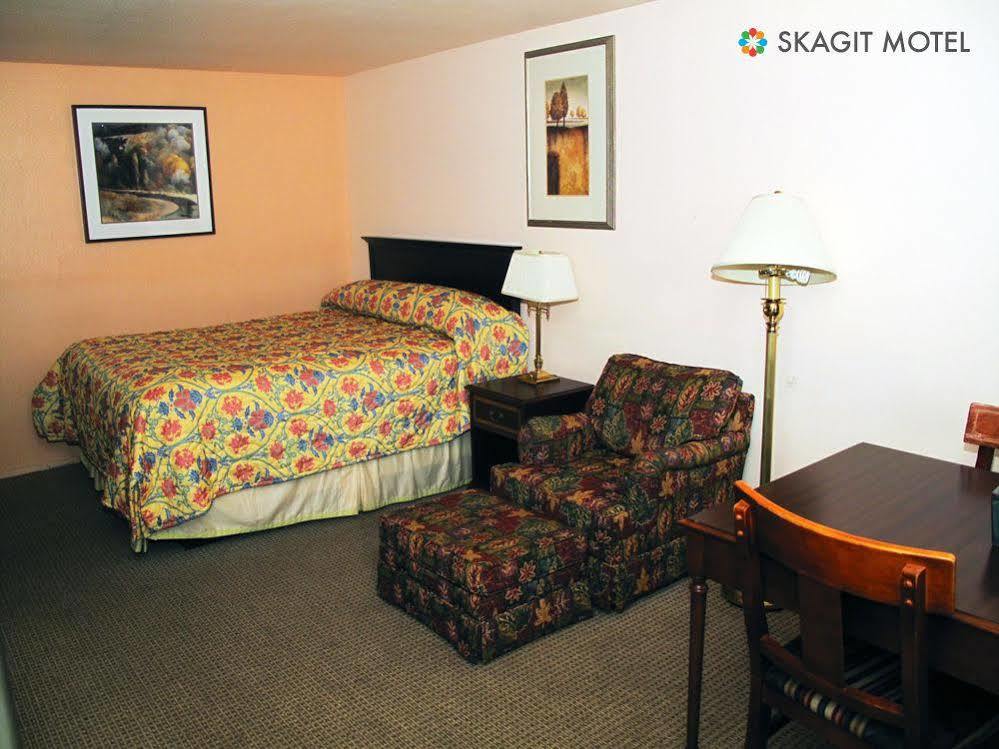 Skagit Motel Sedro Woolley Buitenkant foto