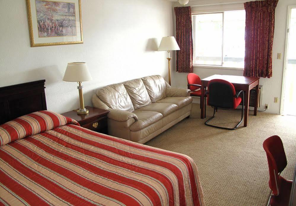 Skagit Motel Sedro Woolley Buitenkant foto